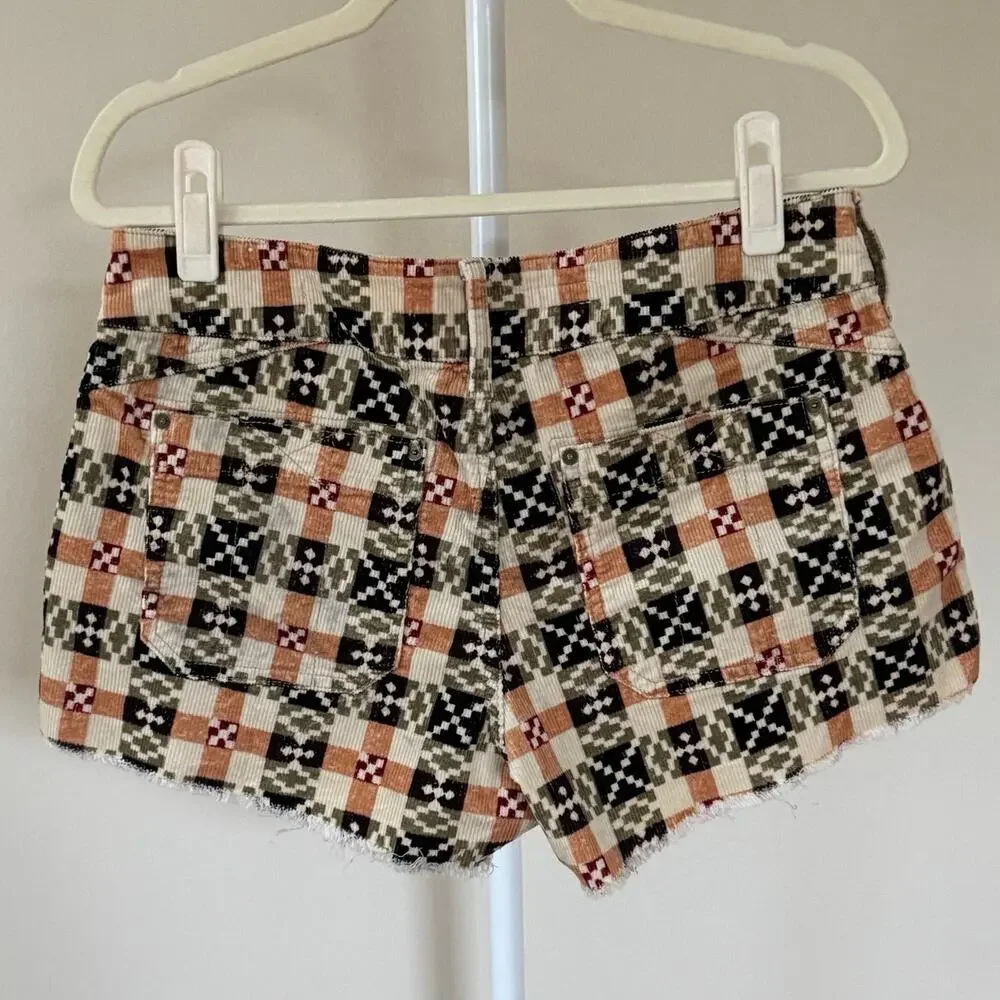 Pilcro Anthropologie The Wanderer Earthy Checkered Pattern Corduroy Shorts - 29 - Picture 5 of 8